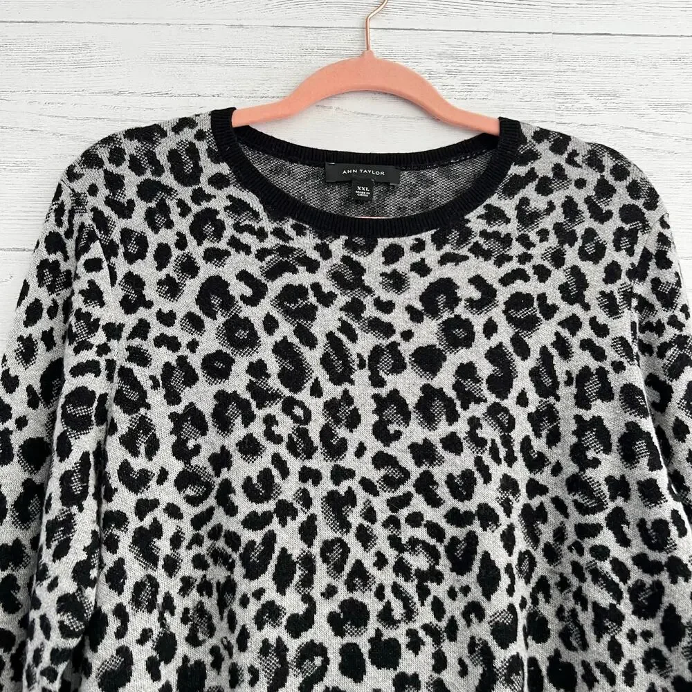 Ann Taylor Gray Leopard Print Long‎ Sleeve Sweater Size XXL